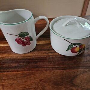 garden trellis stoneware creamer and sugar set